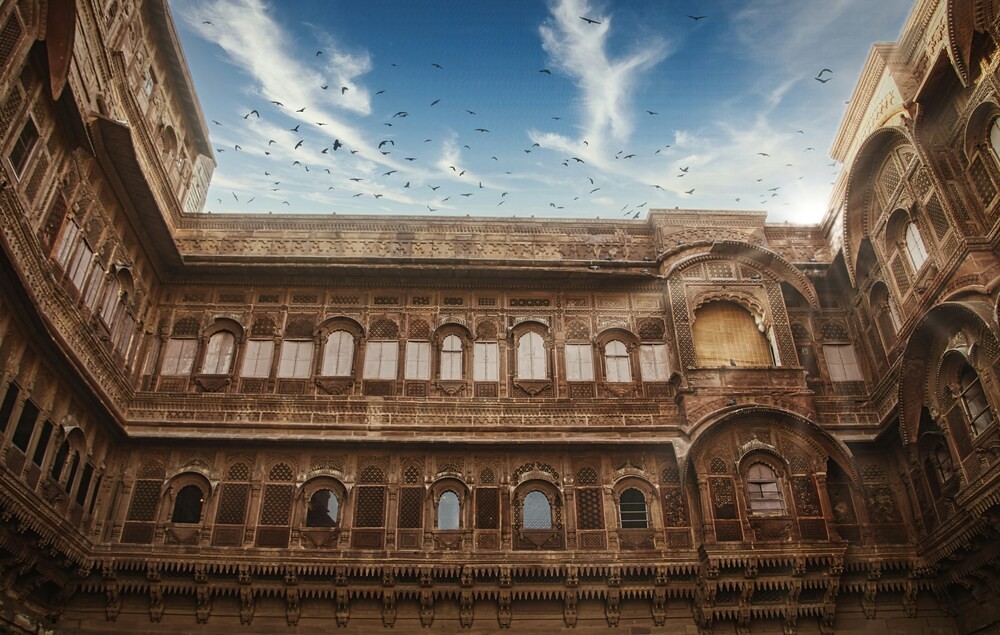 Explore the Royal Treasures of History, Culture and beauty of Rajasthan Tour Package